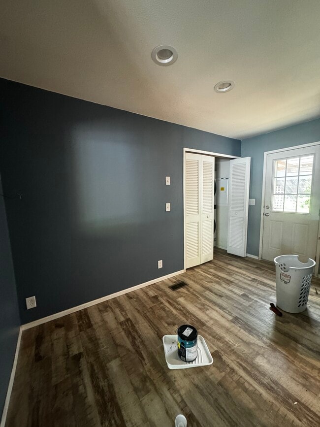 Building Photo - 9618 Mariner Dr NW