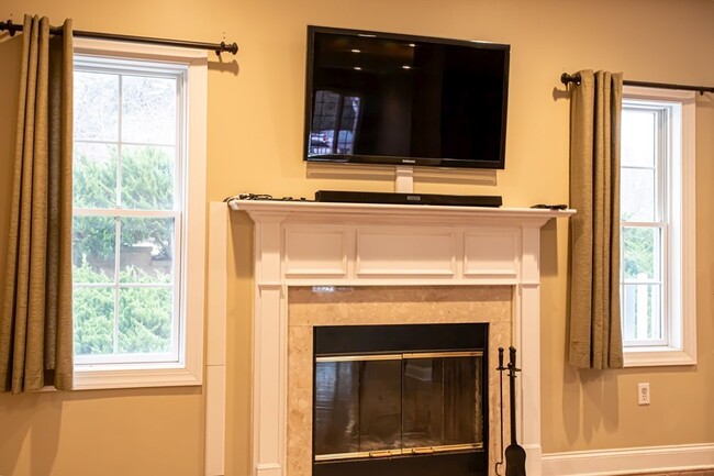 Foto del edificio - Beautiful Townhome in excellent location!