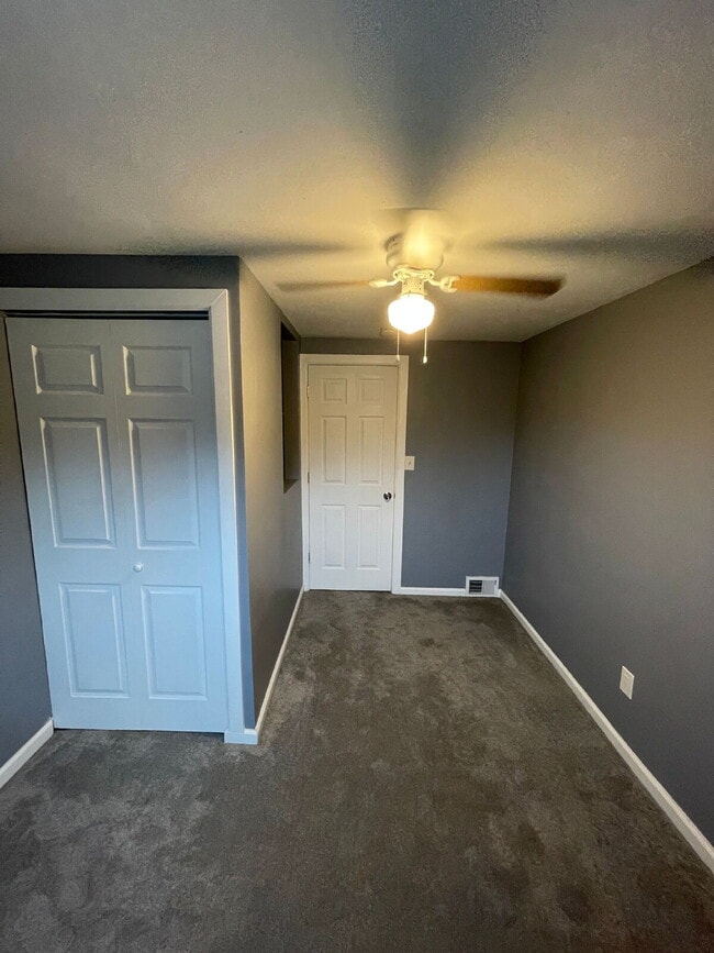 Building Photo - Beautifully updated 3 bed 1 bath home with garage and off-street parking in Penn Hills!