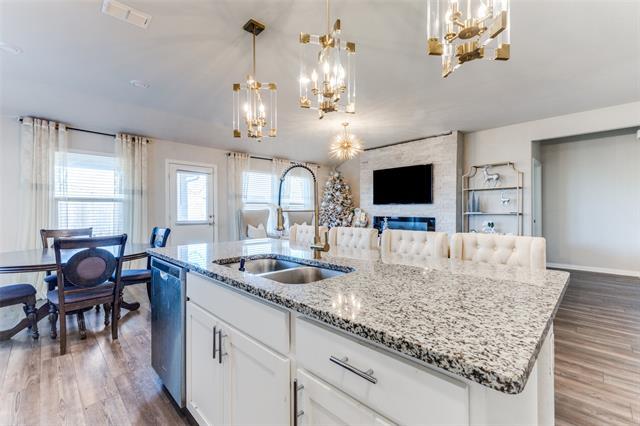Foto del edificio - 2408 Buchanan Ln
