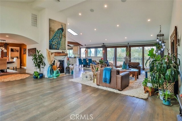 Building Photo - 5617 Colodny Dr