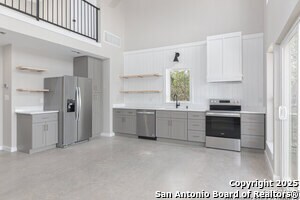 Foto del edificio - 2004 Cedar Hill Dr