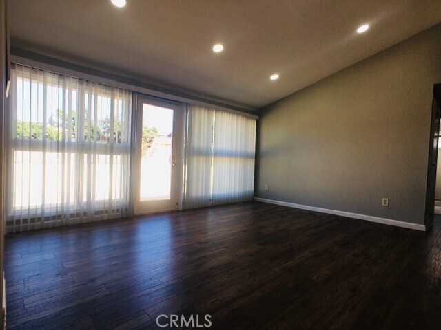Building Photo - 13562 La Pat Pl