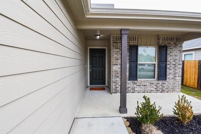 Building Photo - 1321 Clear Cedar Ct