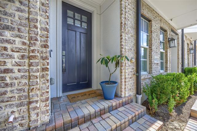 Foto del edificio - 4643 Warwood Ln