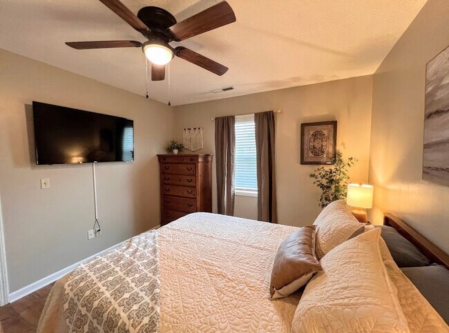 Foto del edificio - 1617 Campbell St