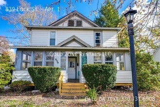 Building Photo - 839 Lock St