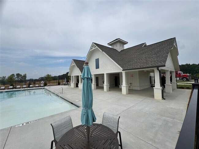 Foto del edificio - 5289 Frontier Ct