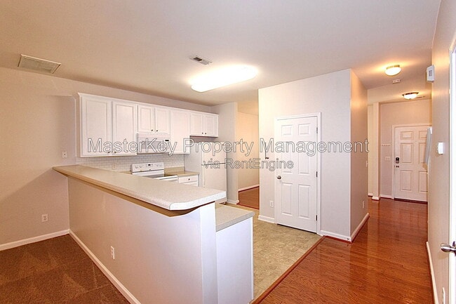 Building Photo - 508 Bayou Ct