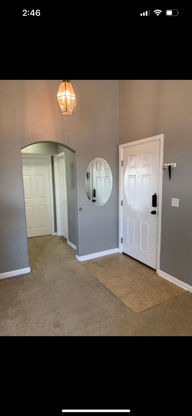 Building Photo - 5714 N Gibralter Way