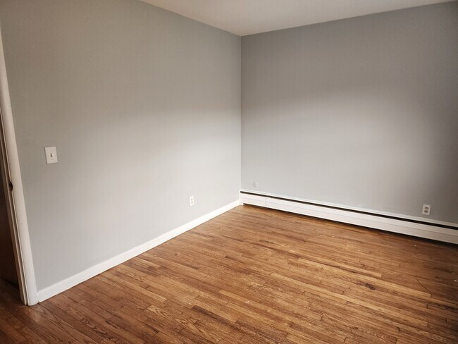 Foto del edificio - 96 S Hamilton St