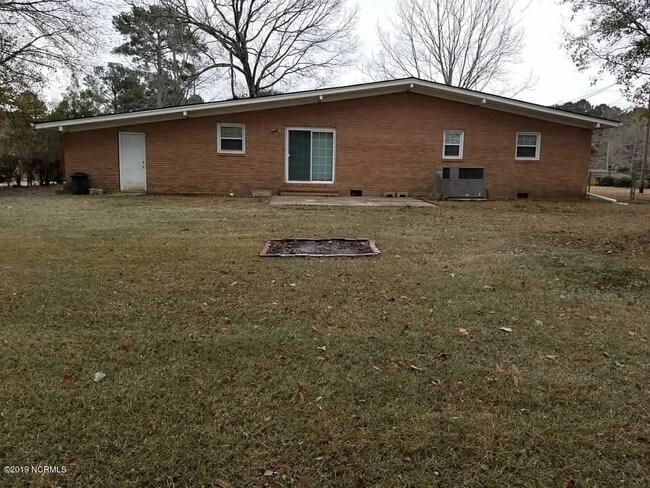 Building Photo - 106 Melody Ln