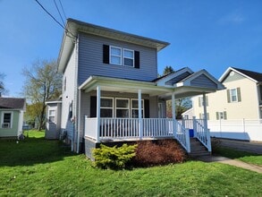 Building Photo - 15 1st Ave