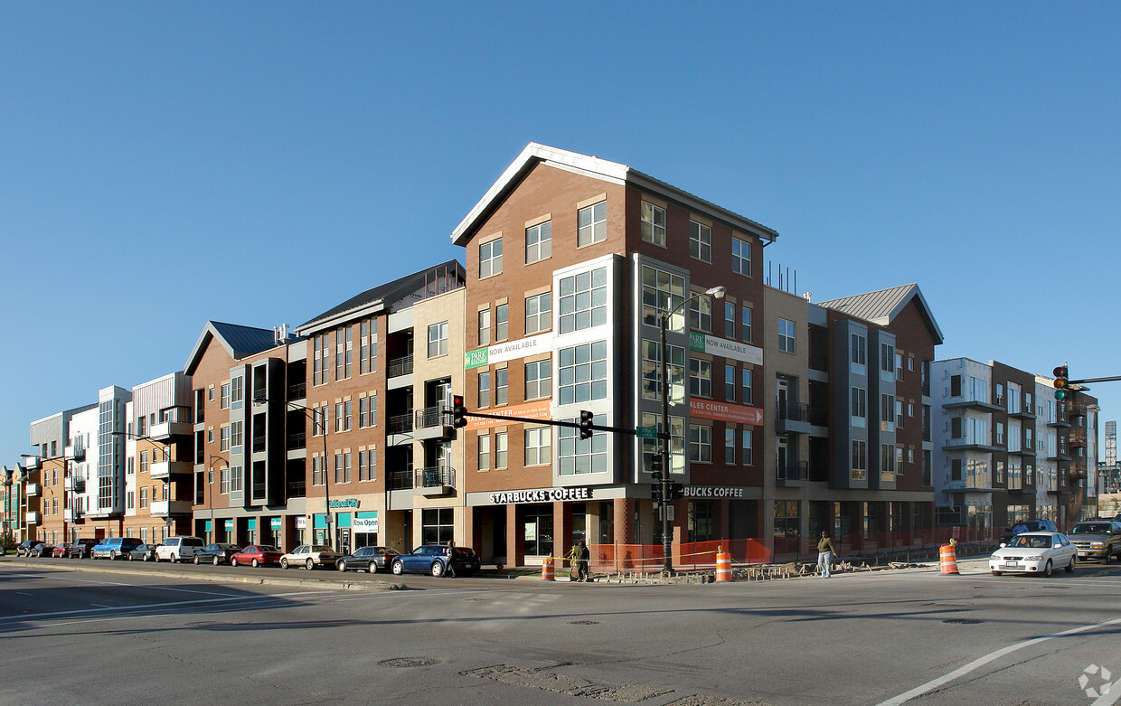 Park Boulevard Condominiums Apartments - Chicago, Il 