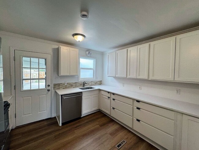 Building Photo - 2691 S Linley Ct