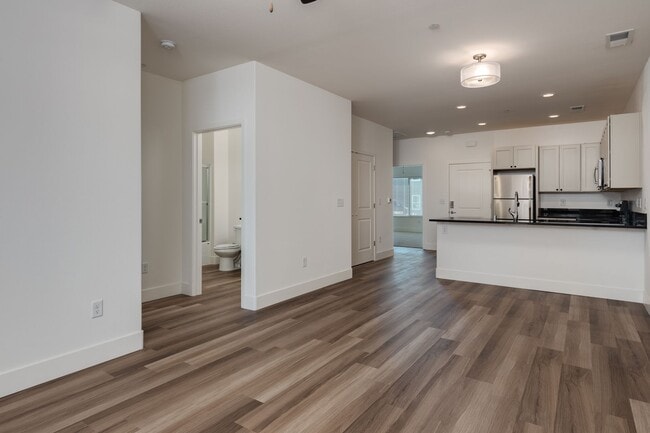 Interior Photo - Skyline Luxury Apartments