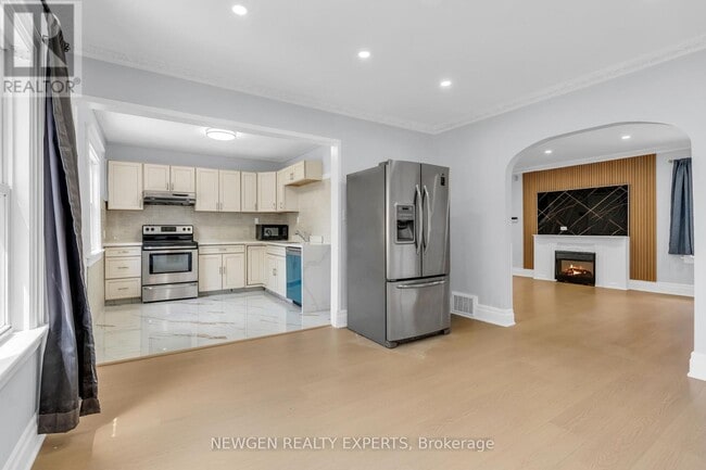 Photo du bâtiment - 5765 Dorchester Rd