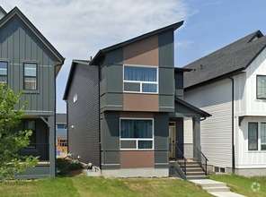 Building Photo - 1110 Copperfield Blvd SE