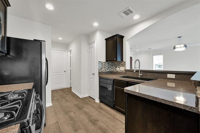 Building Photo - 16551 Mablethorpe Ln