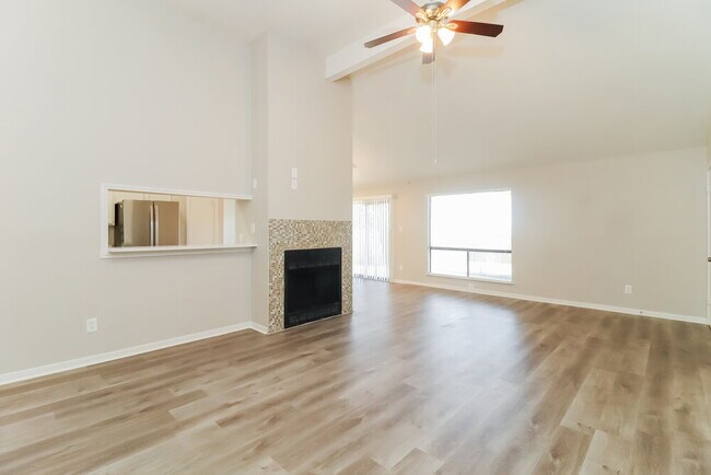Foto del edificio - 6503 Rockland Dr