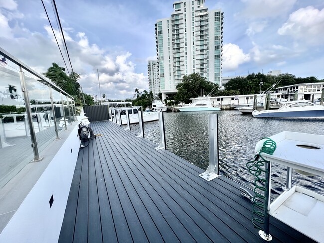 Foto del edificio - 2010 NW 13th St