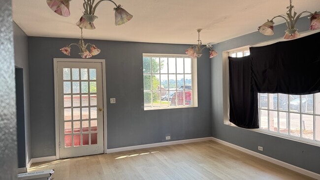 Building Photo - 405 S High St