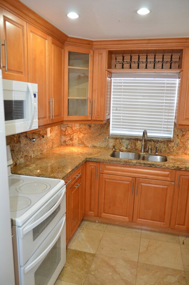 Foto del edificio - 9466 SW 5th Ln