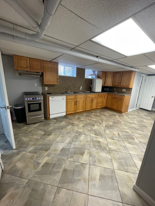 Foto del edificio - 96 Holland St