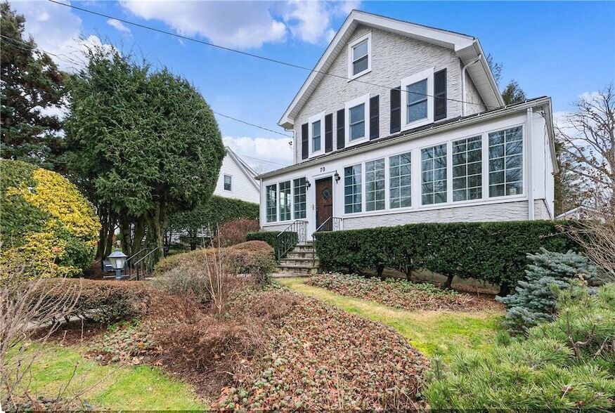 Foto principal - 70 Brambach Ave