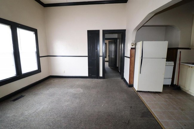 Building Photo - 4775 East 86th Street #1