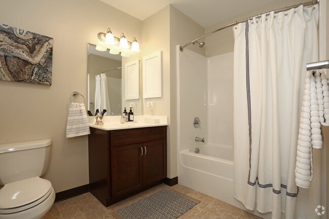 6 Emily Way - Brook Hill Village - Bathroom - zBrook Hill Village