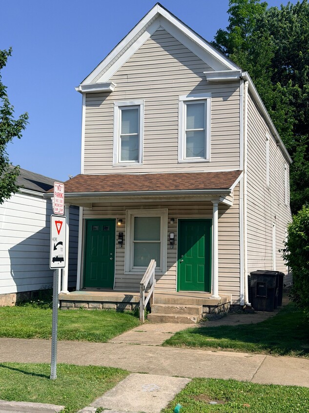 Photo - 1307 E Market St (New Albany, IN)