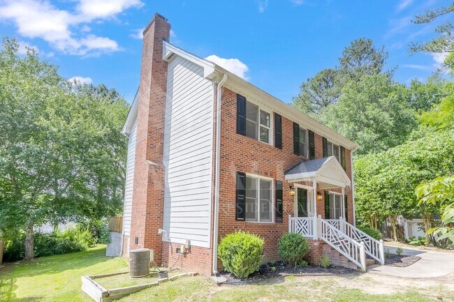 Building Photo - 623 Elmwood Ct