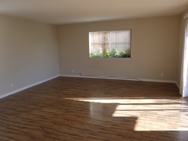 Building Photo - 146 Maher Ct