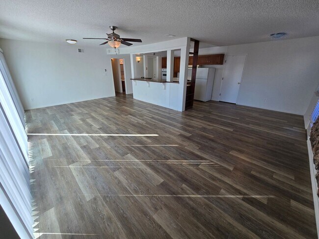 Building Photo - Clairemont 3-Br., 2 Ba. Home Cul-De-Sac