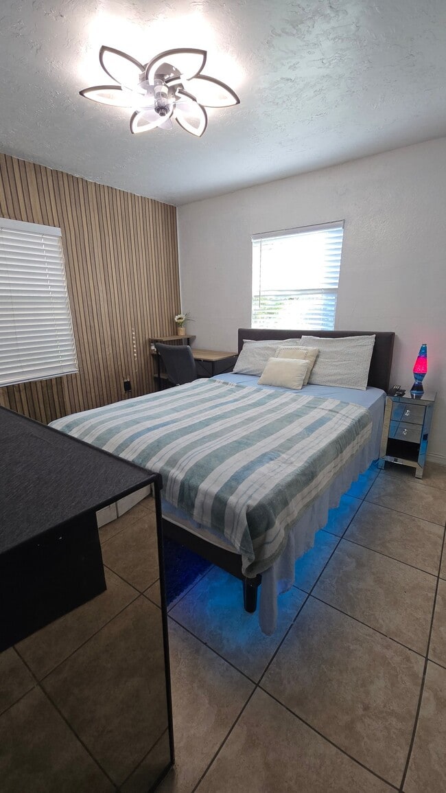 Photo - 1085 NW 24th St Apartment