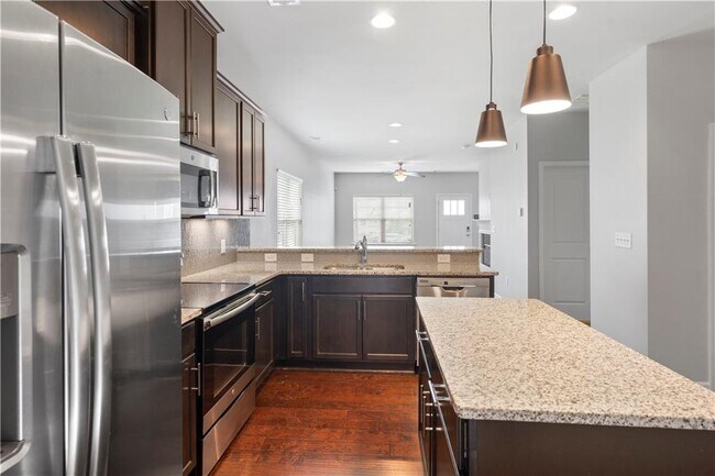 Building Photo - 886 Ambient Way