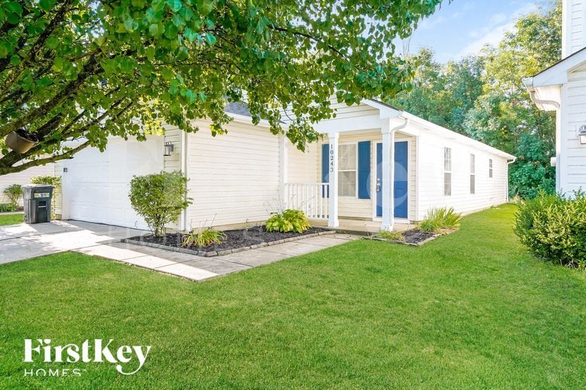 Primary Photo - 10243 Blue Sky Dr