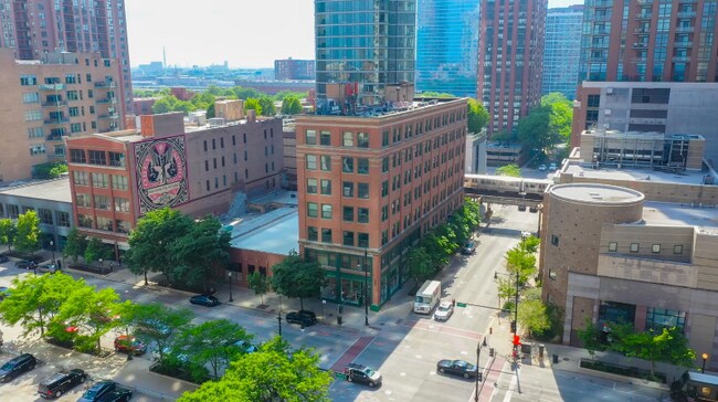 Foto del edificio - 900 S Wabash Ave
