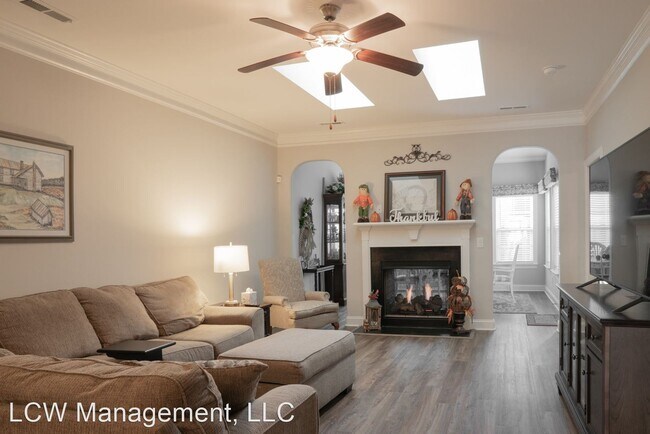 Foto del edificio - 3 br, 3 bath House - 2941 York Place Drive