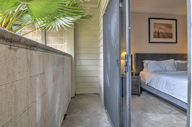 Building Photo - 2024 Post Oak Blvd