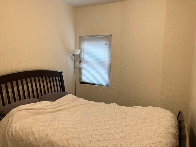 Building Photo - 111 Walnut St