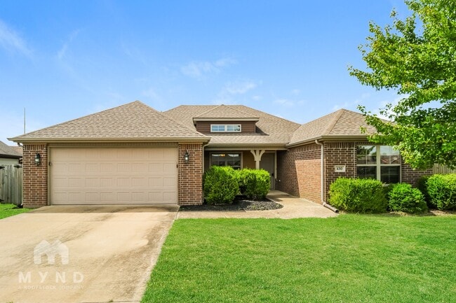 Building Photo - 430 Ravenna Dr