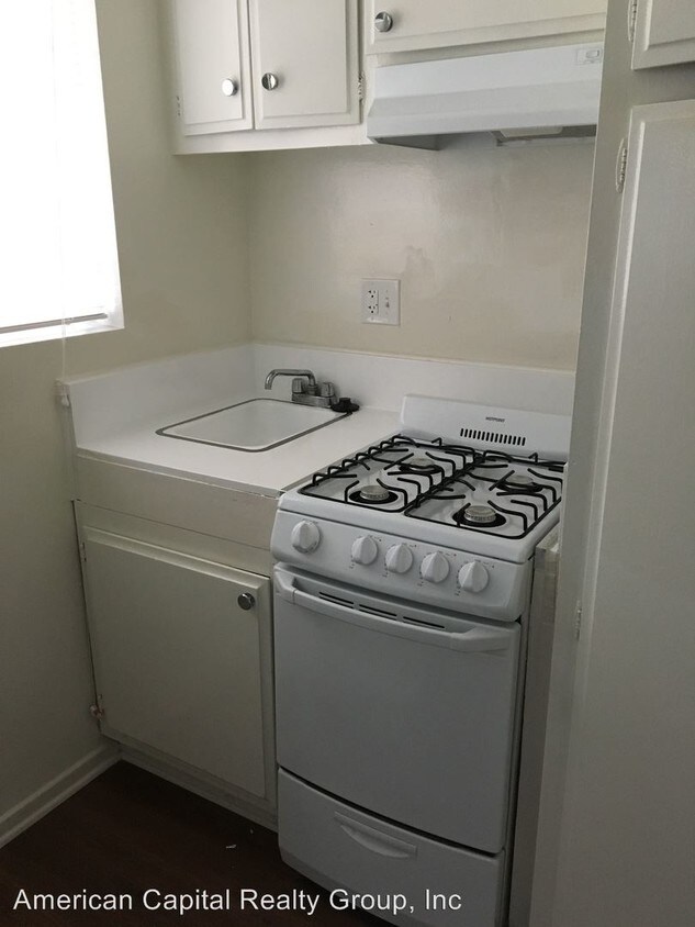 9040 Burke St, Pico Rivera, CA 90660 Room for Rent in Pico Rivera, CA