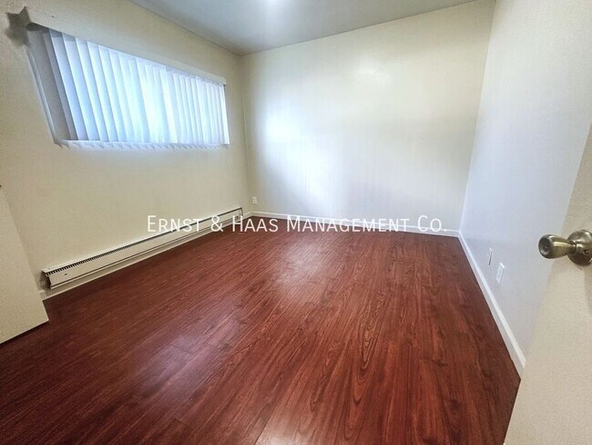 Foto del edificio - 105 Atlantic Ave