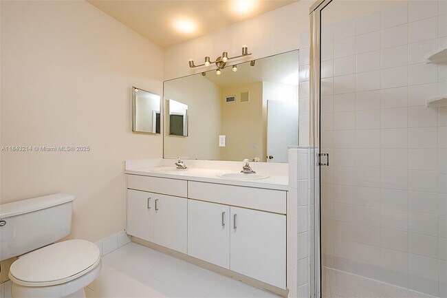Foto del edificio - 705 SW 122nd Ave