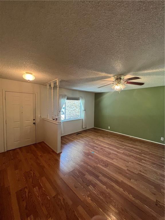 Foto del edificio - 1205 W Oak St