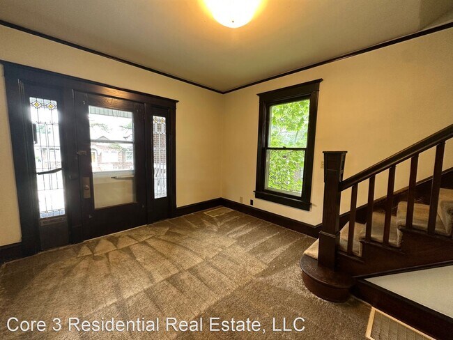 Building Photo - 3 br, 1 bath House - 305 Phoenix