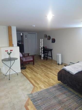 Primary Photo - 18 Perry St