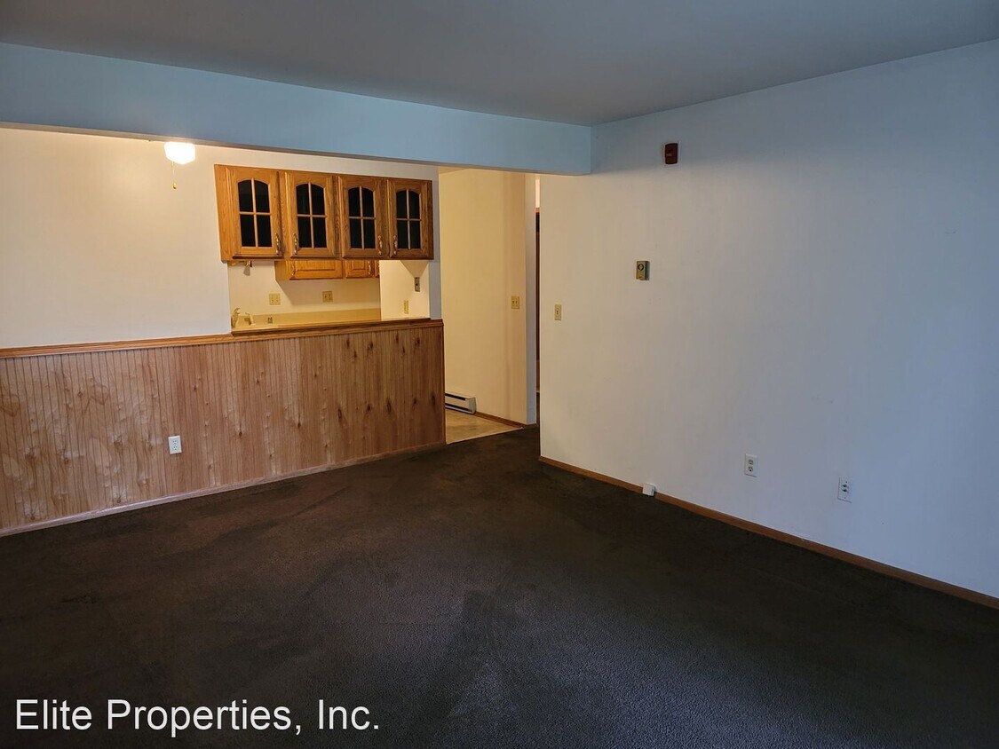 Primary Photo - 1 br, 1 bath House - 1648 S. Carriage Lane